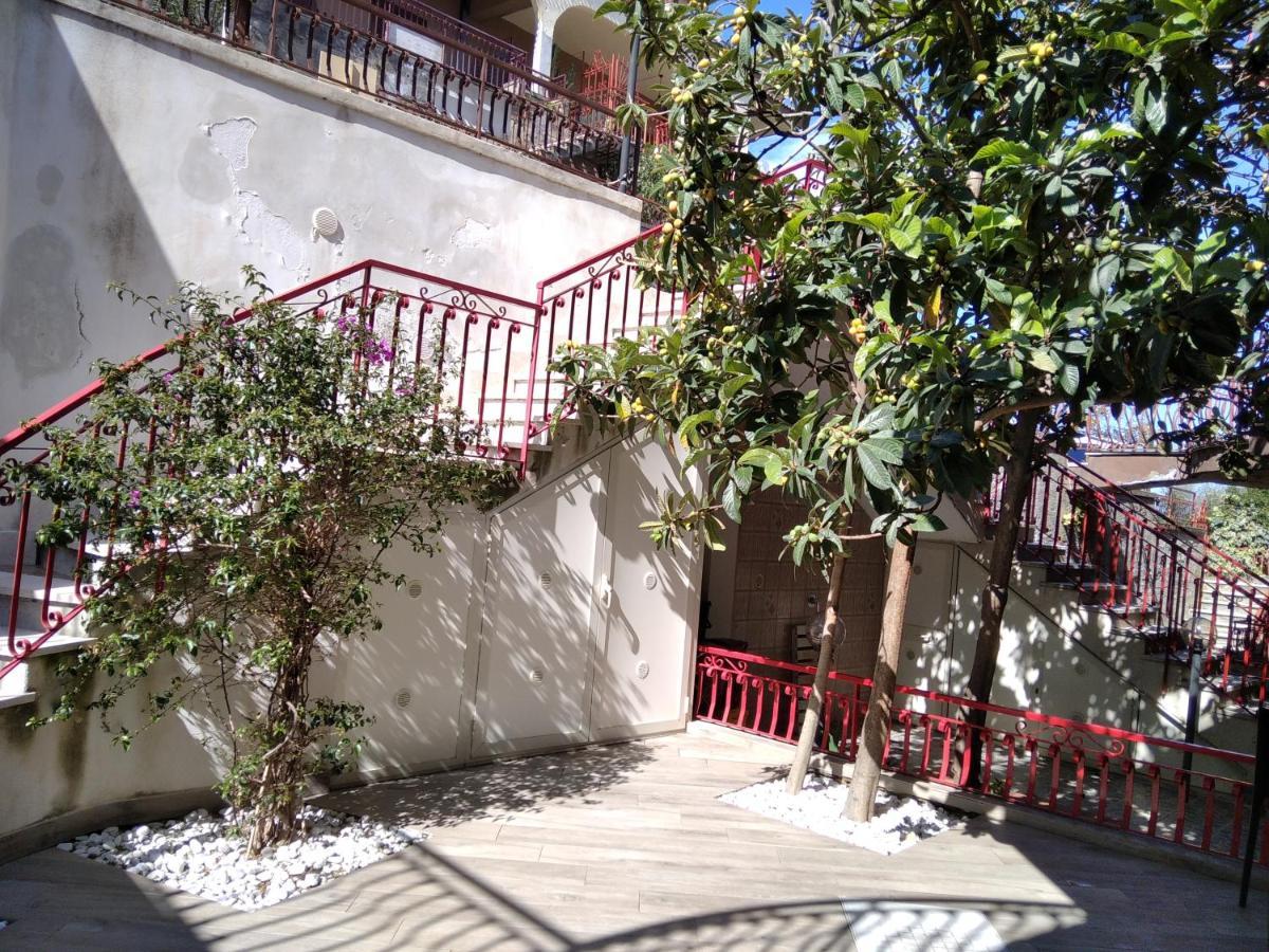 Apartamento Poggio Del Sole Letojanni Exterior foto