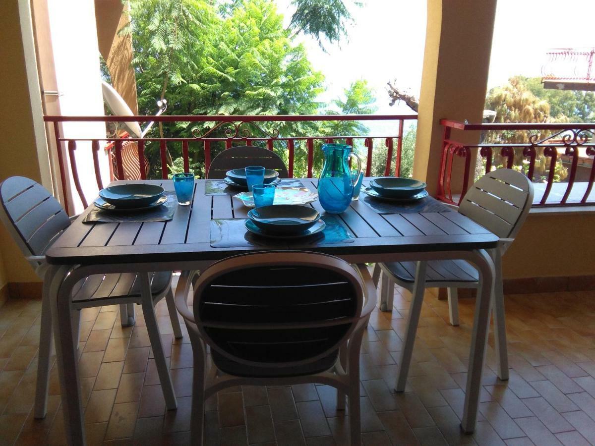 Apartamento Poggio Del Sole Letojanni Exterior foto